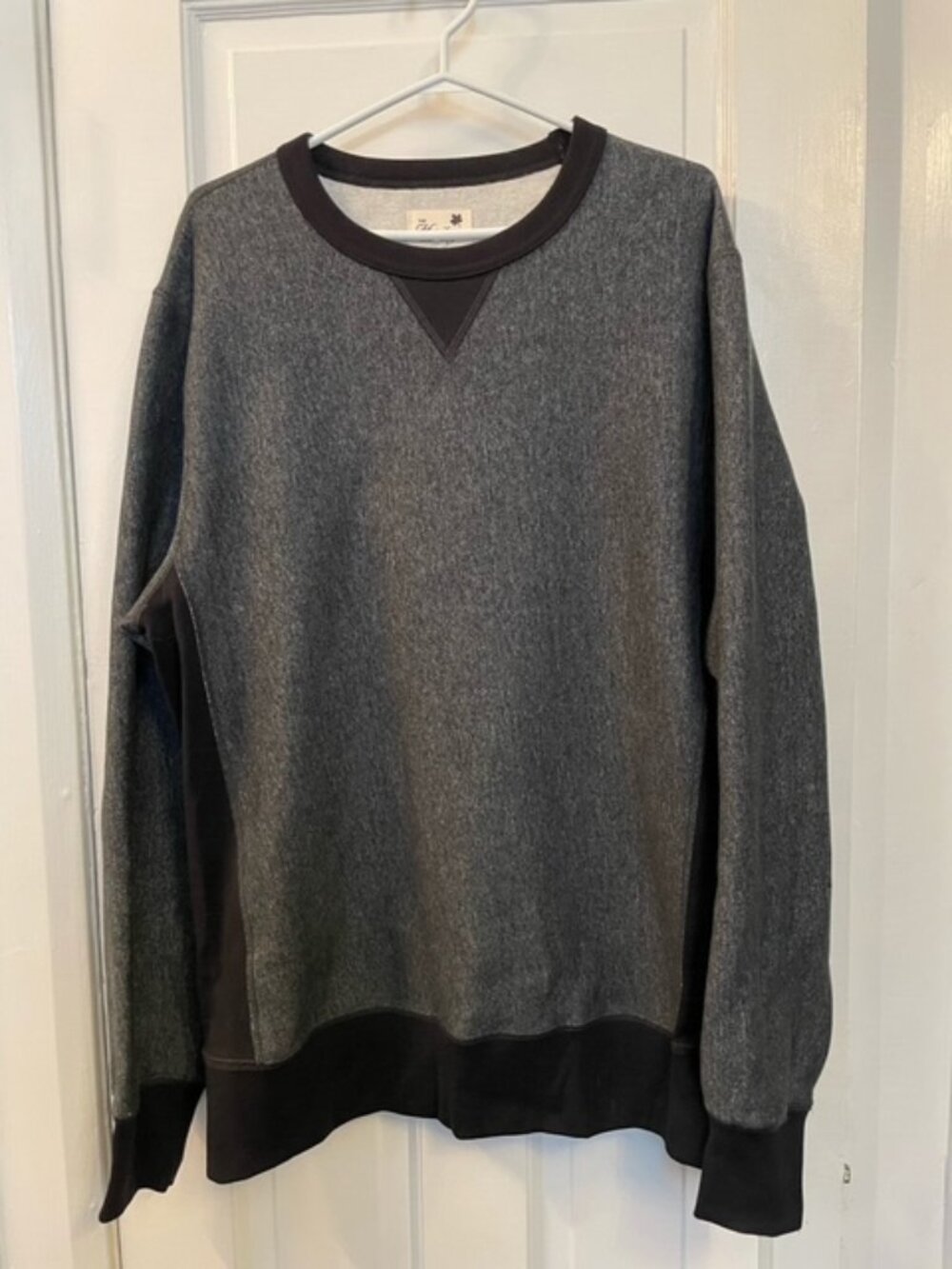 Redwood Classics Heritage Collection Men's Robson Crewneck Grey Size XL
